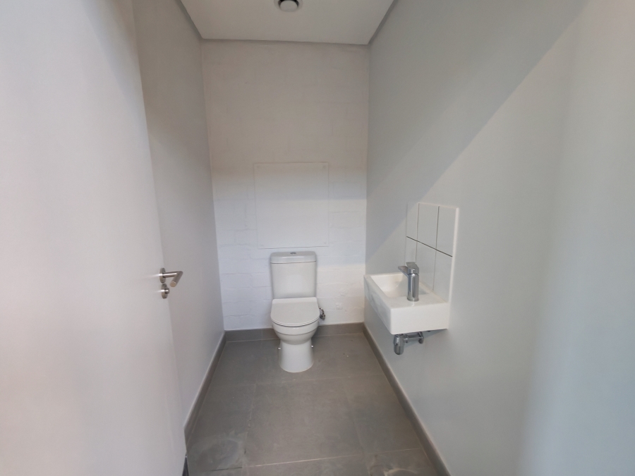To Let Commercial Property for Rent in Firgrove Western Cape
